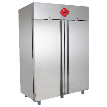 Armadio frigorifero in acciaio inox a refrigerazione ventilata - 2 Porte - (TN -2°/+8°) 1400 Lt Armadio frigorifero in acciaio inox a refrigerazione ventilata - 2 Porte - (TN -2°/+8°) 1400 Lt