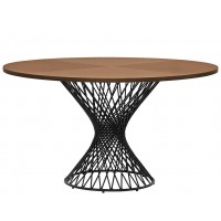 Tavolo con struttura in metallo verniciato, piano in MDF impiallacciato